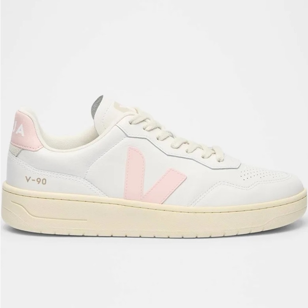 Veja V-90 Sneakers in White/Petale - Size EU 38/US 7